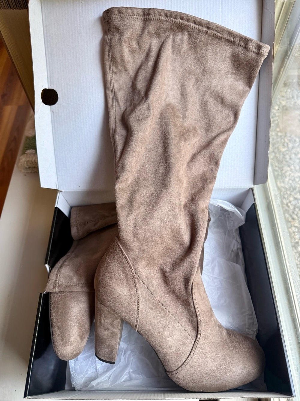 Torrid Women's Taupe Knee-High Block Heel Boots - NWT - Scrunched Boots